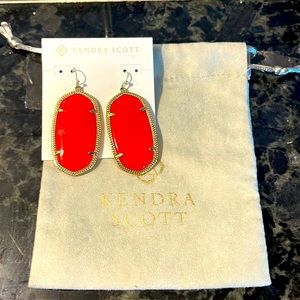 Kendra Scott Danielle Earrings in Gold with Red/Orange Stone